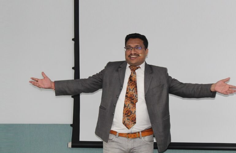 Vinod-Bansal-Sir Photo